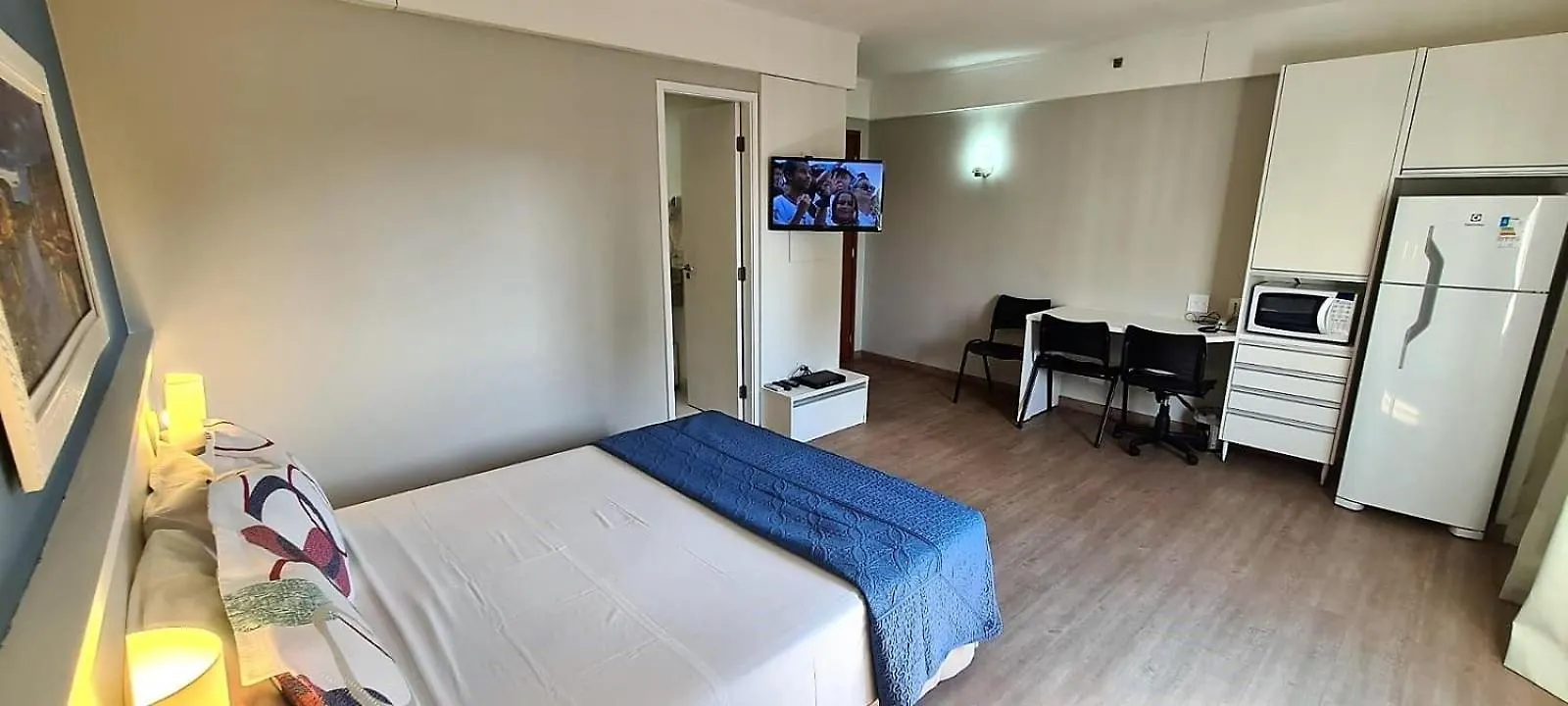 Flat Live & Lodge C/ Garagem E Limpeza Diaria contacts